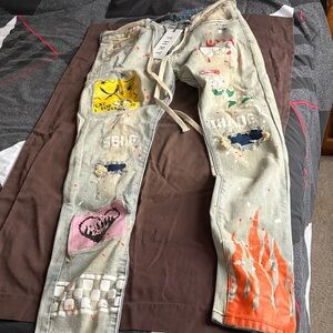 Trendy Distressed Skinny Jeans with Colorful Patches